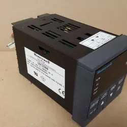 CONTROLLER UDC3300