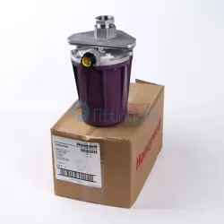 NEW 1PC HONEYWELL C7061A 1046 UV FLAME DETECTOR C7061A1046