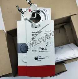 ONE NEW IN BOX HONEYWELL CN4620A1001 DAMPER ACTUATOR
