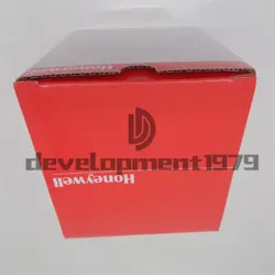 ONE NEW HONEYWELL DC1030CL-101000-E TEMPERATURE CONTROLLER
