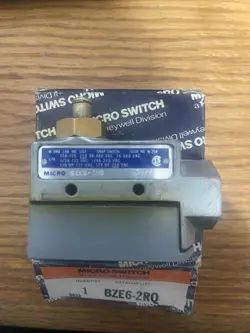 BZE6-2RQ LIMIT SWITCH