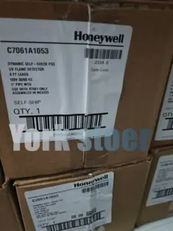 NEW IN BOX HONEYWELL C7061A1053 UV FLAME DETECTOR C7061A1053 EXPEDITED SHIPPING