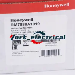 ONE HONEYWELL RM7888A1019 CONTROLLER NEW