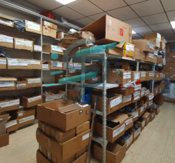 NEW 1PCS ONES HONEYWELL RM7800L1012 RM7800L1012 BURNER CONTROL