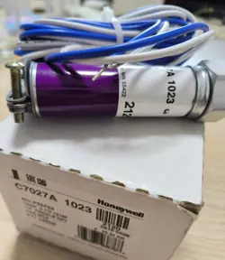 C7027A 1023