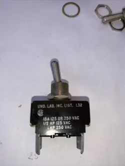 15 AMPS