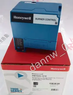 NEW IN BOX HONEYWELL RM7840L1018 AUTOMATIC PROGRAMMING CONTROLLER