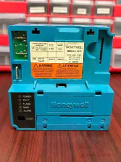 HONEYWELL RM7840L 1018 RM7840L1018 BURNER CONTROL NEW