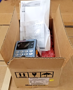 BOX HONEYWELL UDC2500