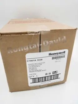 BRAND NEW HONEYWELL C7061A1038 C7061A 1038 UV FLAME DETECTOR IN BOX