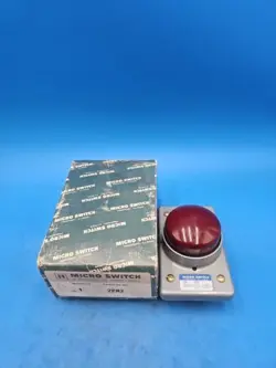 BUTTON. 7840
