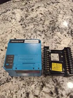 BURNER CONTROL CONTROLLER