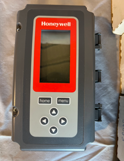 HONEYWELL T775U2006 ELECTRONIC UNIVERSAL CONTROLLER