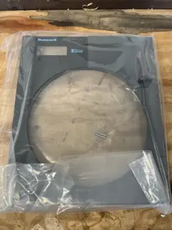 DOOR GREY