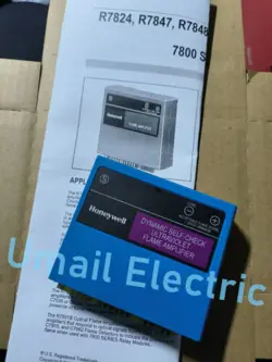 1PC HONEYWELL R7861A1034 FLAME AMPLIFIER R7861A1034 FAST SHIP