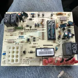 X13650882-01  OEM CONTROL BOARD TRANE RTU