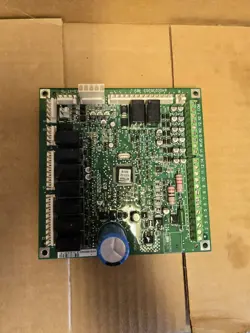 TRANE 2013 17 CONTROL CIRCUIT BOARD 6400235203 REV J X13650867230