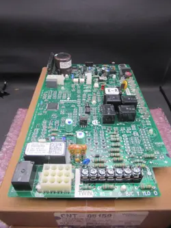 TRANE AMERICAN STANDARD CNT-05159 FURNACE CONTROL 50V60-507 D342262P03