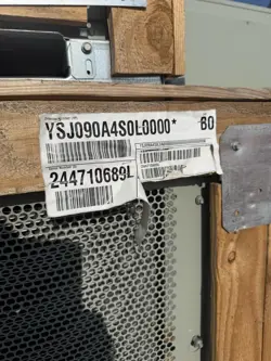 7.5 TON TRANE ROOFTOP UNIT GAS ELECTRIC 460V M# YSJ090A4S0L0000