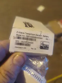 Z-WAVE TEMP/HUM SENSOR