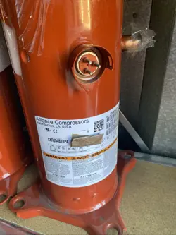 NEW TRANE ALLIANCE COM10258 4.5TON 230V 1PH R22 SXR054B1BPA  1 PH 208/230V