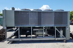 2006  TRANE 140 TON AIR COOLED CHILLER RTAC140 460 V WORKING NEEDS REFRIGERANT