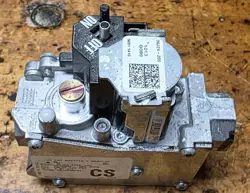 OEM TRANE WHITE RODGERS GAS VALVE 36J24-205 D674539P01