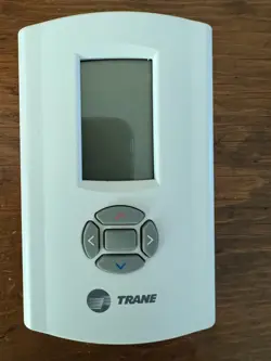 TRANE X13790886-04 REV G WIRED DISPLAY SENSOR