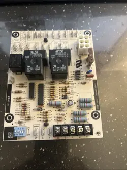 FURNACE CONTROL BOARD 1138-83-2001A COMPATIBLE WITH 1138-200 3124M245960