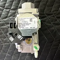 TRANE WHITE RODGERS FURNACE GAS VALVE VAL09028 24V 36J22-209 GENUINE OEM NEW
