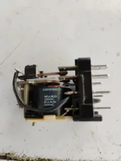 CONTROL RELAY FOR TRANE, 21D131200P22, KUM-1078