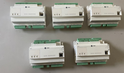 PROGRAMMABLE CONTROLLER - TRANE - UC400 (QUANTITY 5) - USED