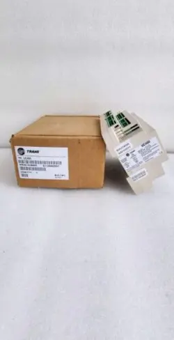 TRANE UC400 (BMUC400AAA010001) PROGRAMMABLE CONTROLLER NEW