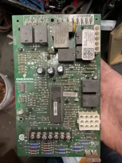 EMERSON FURNACE CONTROL CIRCUIT BOARD 50M51-495-01 D344301P01 TRANE