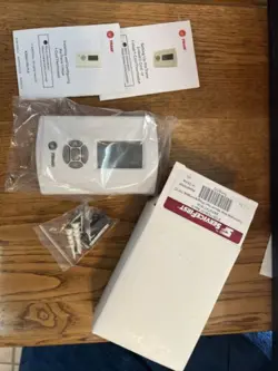 SERVICE FIRST TRANE BAYSTAT151A THERMOSTAT WALL MOUNT NON-PROGRAMABLE 1H/1C