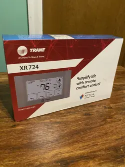 THERMOSTAT XR724