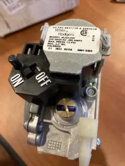 TRANE WHITE RODGERS FURNACE GAS VALVE VAL09028 24V 36J22-209 GENUINE OEM