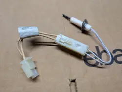 USED D156805 TRANE FURNACE IGNITER IGN00152 WITH D343723P01 HARNESS ADAPTER