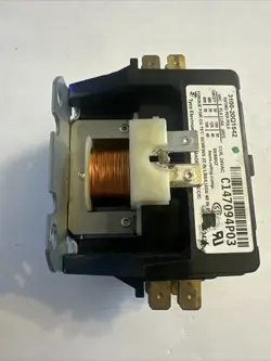  TRANE AMERICAN STANDARD CONTACTOR RELAY 2 POLE 30 AMP C147894P03 3100-20Q1542
