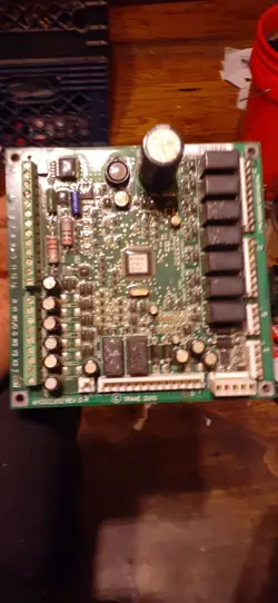 HVAC CONTROL BOARD TRANE 64002352 REV D, MOD02392, 1314005968, SWS3006 REV 1