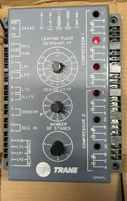 CHILLER CONTROL MODULE- HONEYWELL W7900A 1014 TRANE P/N CNT04654