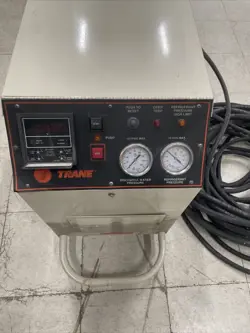 TRANE REFRIGERANT RECOVERY MACHINE
