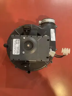 TRANE VARIABLE SPEED INDUCER ASSEMBLY. MODEL TUY060R9V3V2 PRE-OWNED