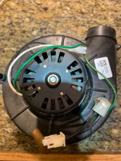 702111729 -INDUCED DRAFT BLOWER USED TRANE