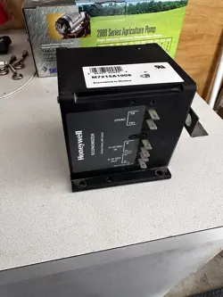 HONEYWELL ECONOMIZER ACTUATOR DAMPER CARRIER YORK TRANE M7215A1008