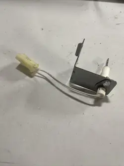 TRANE  AMERICAN STANDARD GAS FURNACE IGNITOR- PART# D343693