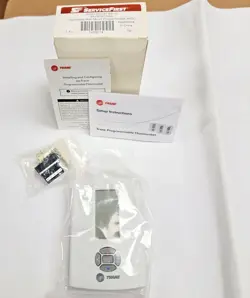 3H/2C PROGRAMMABLE THERMOSTAT