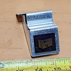 TRANE  GAS FURNACE DOOR SAFETY SWITCH W/ MOUNTING BRACKET SWT01714 -