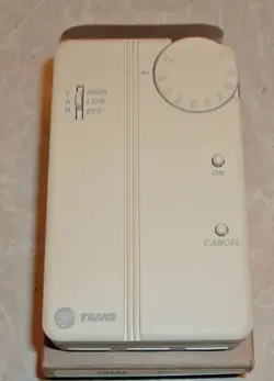 VTG. TRANE ZONE SENSOR X13510622-01