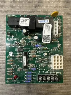 TRANE 50M56-495-04 EMERSON  FURNACE CONTROL CIRCUIT BOARD D345780P01